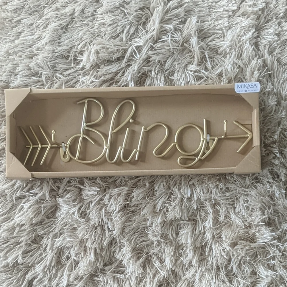Mikasa Bling Gold Jewelry Wall Hanger